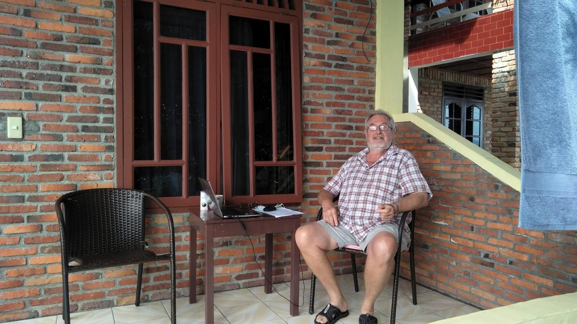 Vulkaan Homestay Berastagi Exterior foto